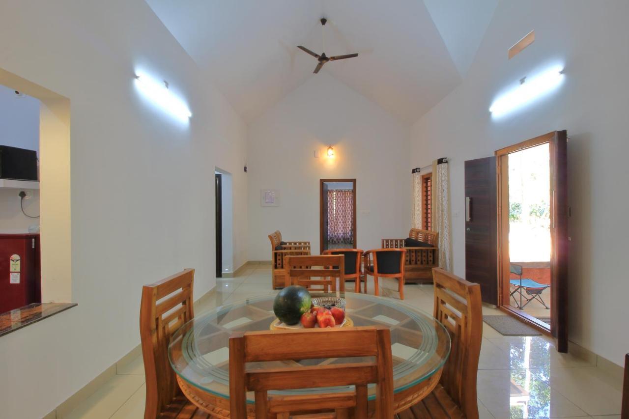 Tall Trees - Modern Forest Villa In Wayanad Султан Батери Екстериор снимка